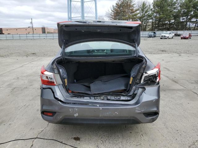 3N1AB7AP6JL629062 - 2018 NISSAN SENTRA S 灰色 照片 6