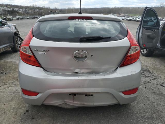 KMHCT5AE9GU237001 - 2016 HYUNDAI ACCENT SE SILVER photo 6