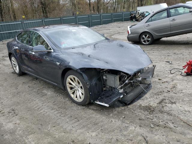 5YJSA1E21HF189759 - 2017 TESLA MODEL S Սև լուսանկար 4