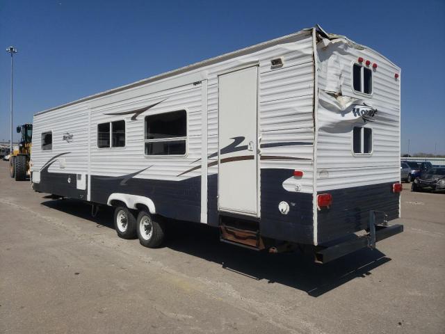 4YDT32B246E322762 - 2006 KEYSTONE HORNET WHITE photo 3