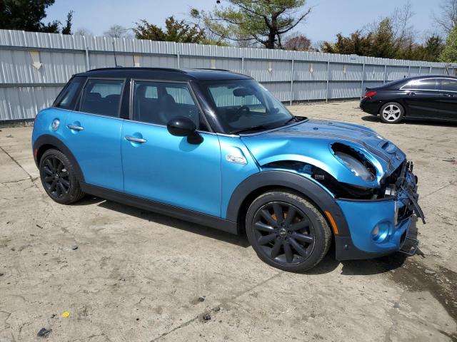 WMWXU3C53J2F51587 - 2018 MINI COOPER S BLUE photo 4