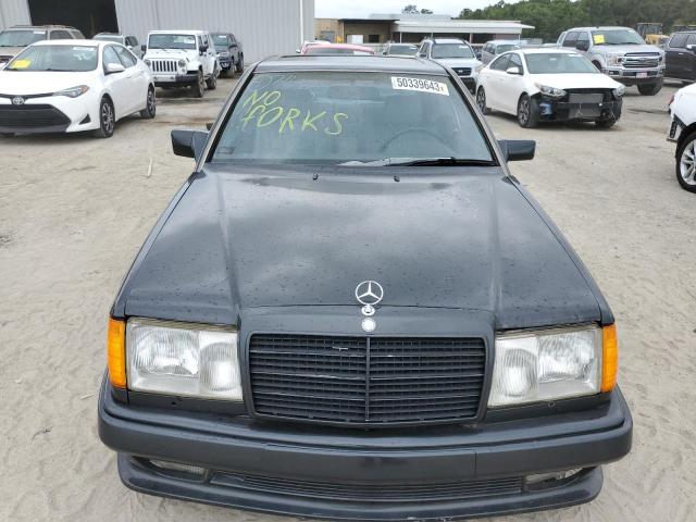 WDBEA50D7JA591070 - 1988 MERCEDES-BENZ 300 CE BLACK photo 5