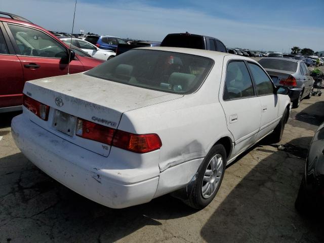 4T1BF28K11U957851 - 2001 TOYOTA CAMRY LE WHITE photo 3