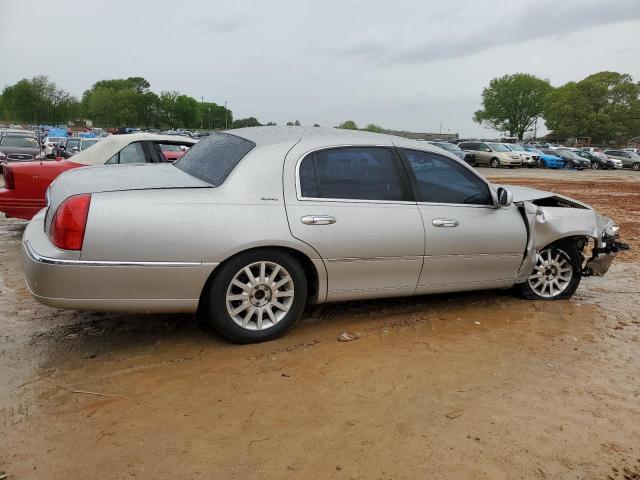 1LNHM81W56Y604755 - 2006 LINCOLN TOWN CAR SIGNATURE SILVER photo 3