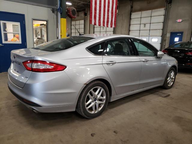 1FA6P0H77E5361605 - 2014 FORD FUSION SE SILVER photo 3