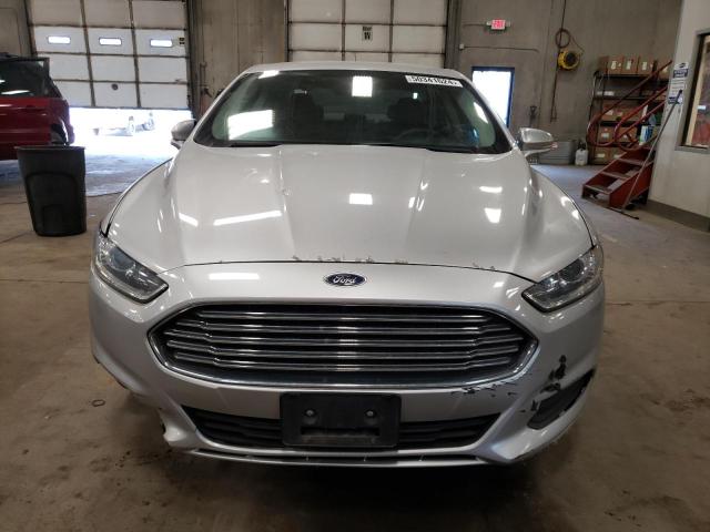 1FA6P0H77E5361605 - 2014 FORD FUSION SE SILVER photo 5