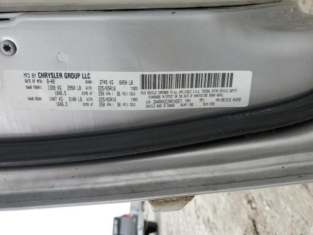 2A4RR4DE2AR102671 - 2010 CHRYSLER TOWN & COU LX SILVER photo 13