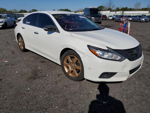 1N4AL3AP6JC126734 - 2018 NISSAN ALTIMA 2.5 WHITE photo 4