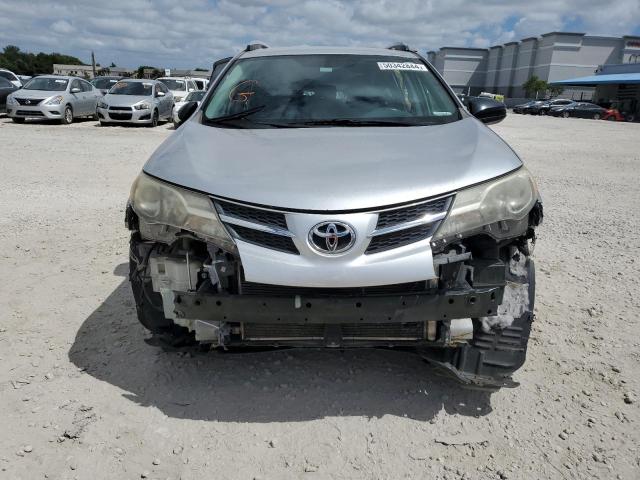 2T3ZFREV5EW095155 - 2014 TOYOTA RAV4 LE SILVER photo 5