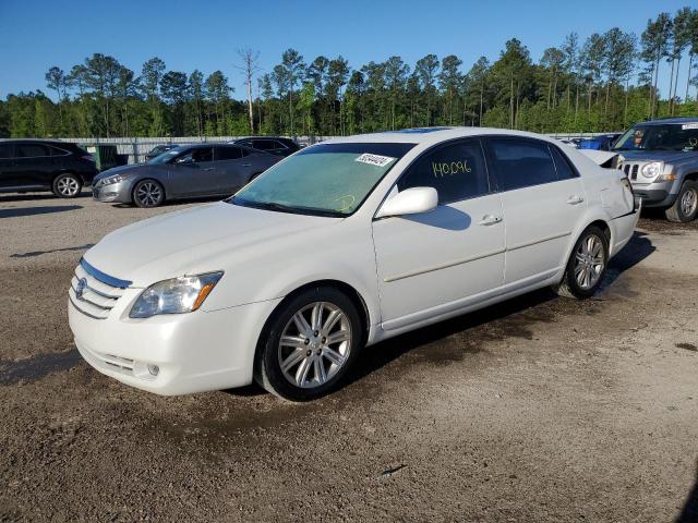 2006 TOYOTA AVALON XL, 