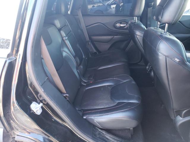 1C4PJMBS6GW365744 - 2016 JEEP CHEROKEE TRAILHAWK BLACK photo 11