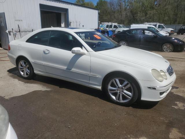 WDBTJ56H79F265527 - 2009 MERCEDES-BENZ CLK 350 Ақ фото 4