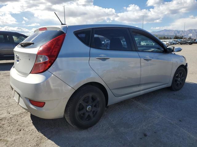 KMHCT5AE9GU255448 - 2016 HYUNDAI ACCENT SE SILVER photo 3