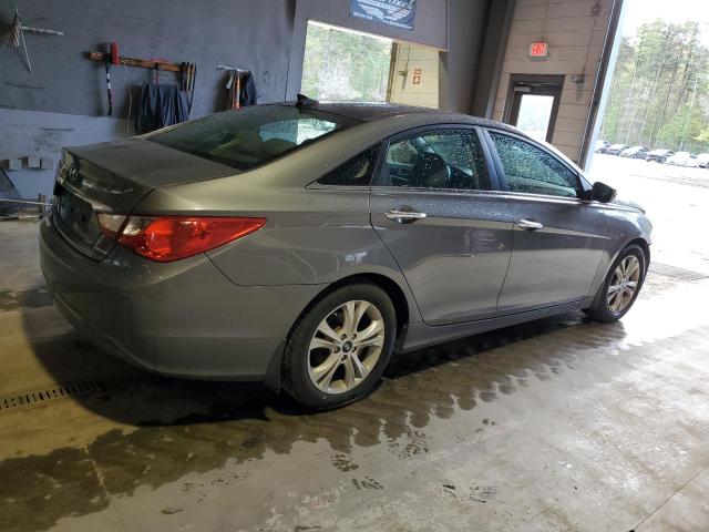 5NPEC4AC4DH635535 - 2013 HYUNDAI SONATA SE GRAY photo 3