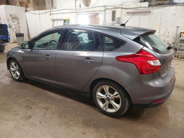 1FADP3K29EL420462 - 2014 FORD FOCUS SE CHARCOAL photo 2