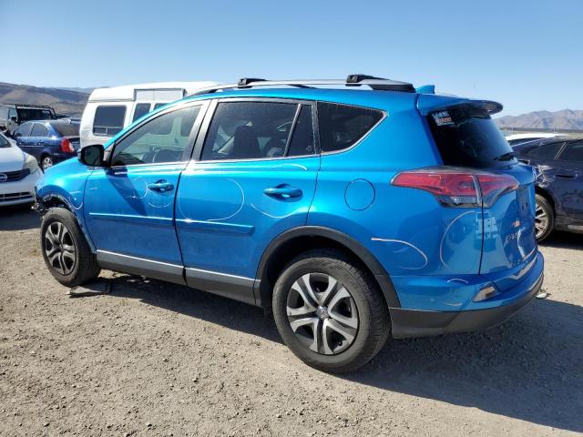 JTMZFREV0HJ137816 - 2017 TOYOTA RAV4 LE BLUE photo 2