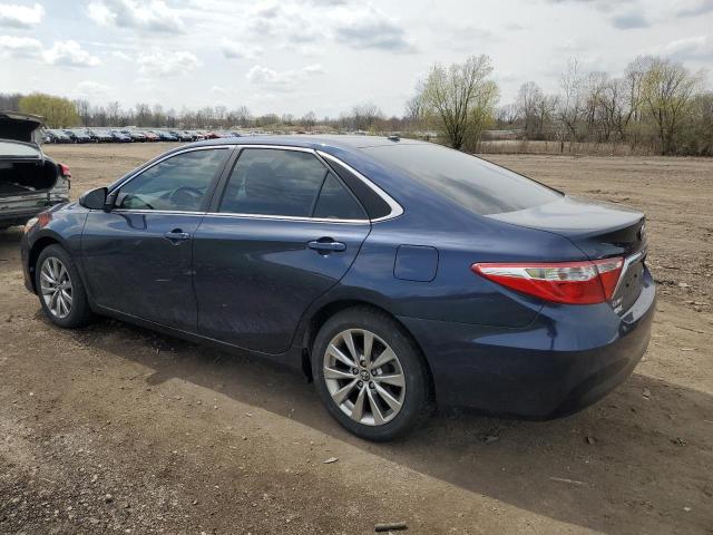 4T1BF1FKXHU692760 - 2017 TOYOTA CAMRY LE BLUE photo 2