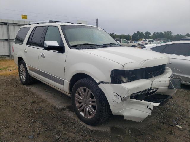 5LMFU28538LJ09341 - 2008 LINCOLN NAVIGATOR 白色 照片 4