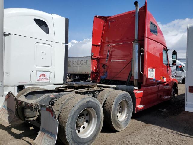 4V4NC9GH87N469030 - 2007 VOLVO VN VNL RED photo 4