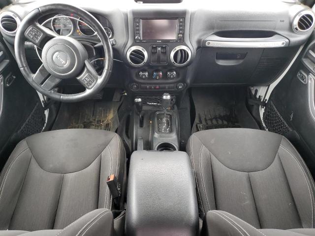 1C4GJWBG6JL922961 - 2018 JEEP WRANGLER SAHARA 白色 照片 8