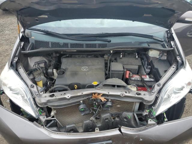 5TDDK3DC6DS052513 - 2013 TOYOTA SIENNA XLE GRAY photo 12