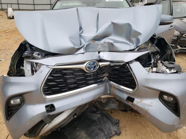 5TDFARAH1MS010541 - 2021 TOYOTA HIGHLANDER HYBRID PLATINUM SILVER photo 7