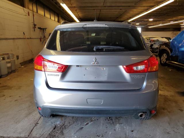 4A4AP4AU3EE005964 - 2014 MITSUBISHI OUTLANDER SE SILVER photo 6