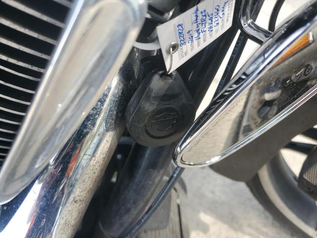 1HD1KHC16KB622660 - 2019 HARLEY-DAVIDSON FLTRX 灰色 照片 8