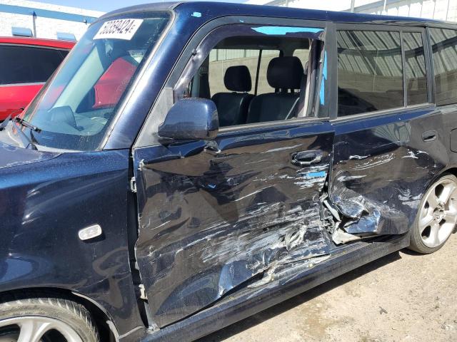 JTLKT334564104585 - 2006 TOYOTA SCION XB BLUE photo 7