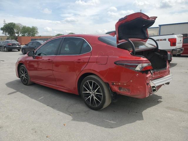 4T1G11AK8PU102436 - 2023 TOYOTA CAMRY SE NIGHT SHADE RED photo 2