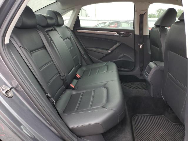 1VWDT7A3XHC066976 - 2017 VOLKSWAGEN PASSAT R-LINE Grau Foto 10