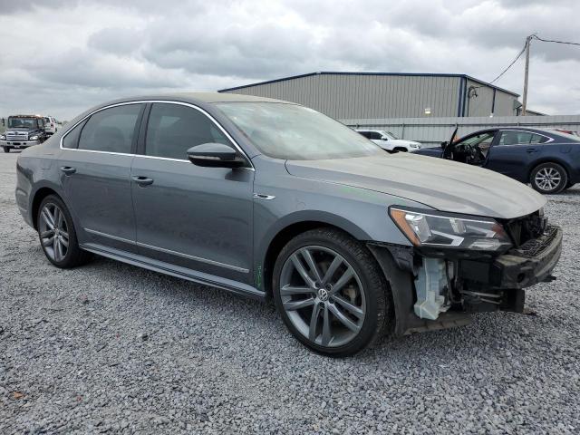 1VWDT7A3XHC066976 - 2017 VOLKSWAGEN PASSAT R-LINE Grau Foto 4
