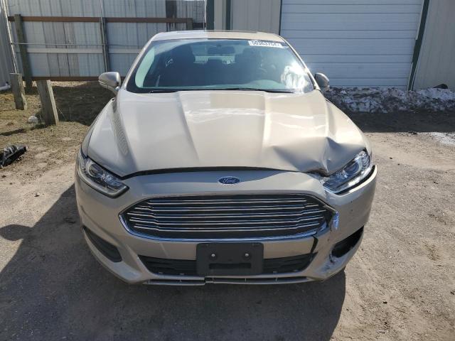 3FA6P0H73FR225292 - 2015 FORD FUSION SE GOLD photo 5