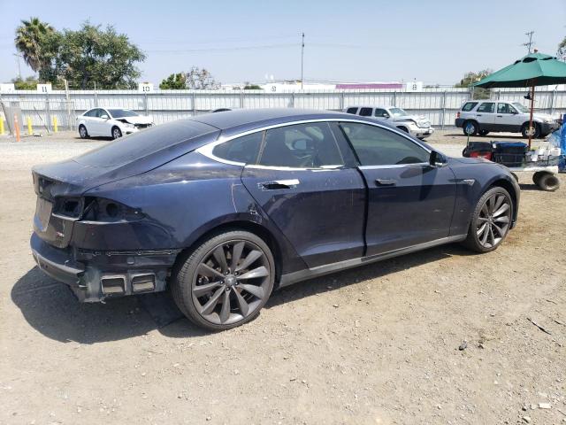 5YJSA1H18EFP38274 - 2014 TESLA MODEL S ლურჯი ფოტო 3