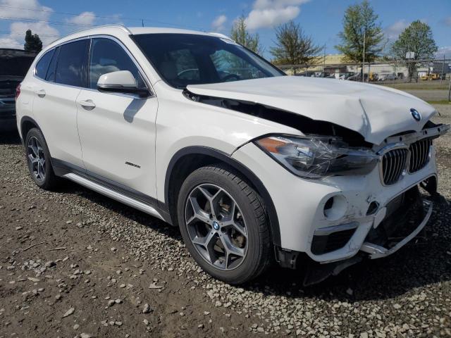 WBXHT3C38J5F91738 - 2018 BMW X1 XDRIVE28I WHITE photo 4