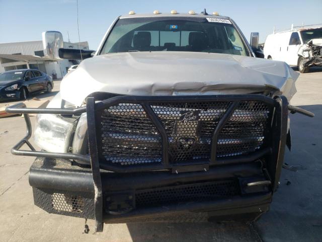 3C63RPJL4DG613431 - 2013 RAM 3500 LARAMIE SILVER photo 5