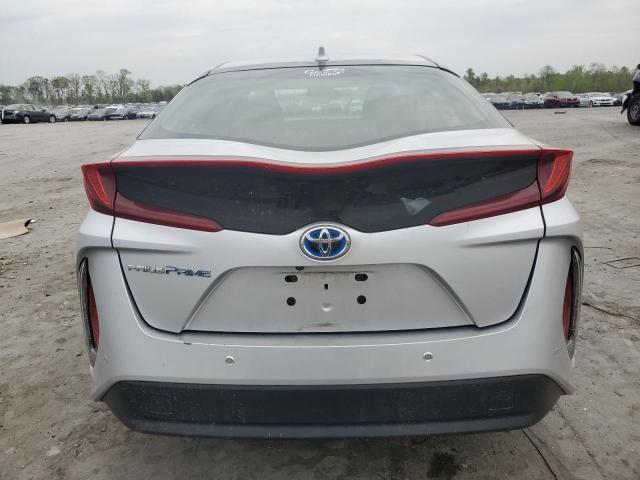 JTDKARFP1H3021996 - 2017 TOYOTA PRIUS PRIM 银色 照片 6