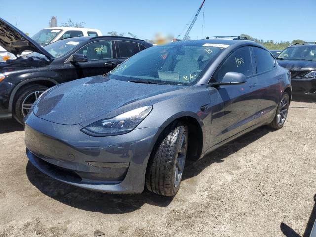 5YJ3E1EA8NF332587 - 2022 TESLA MODEL 3 GRAY photo 1