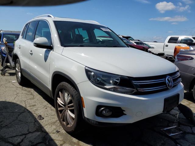 WVGBV7AX9FW513523 - 2015 VOLKSWAGEN TIGUAN S WHITE photo 4