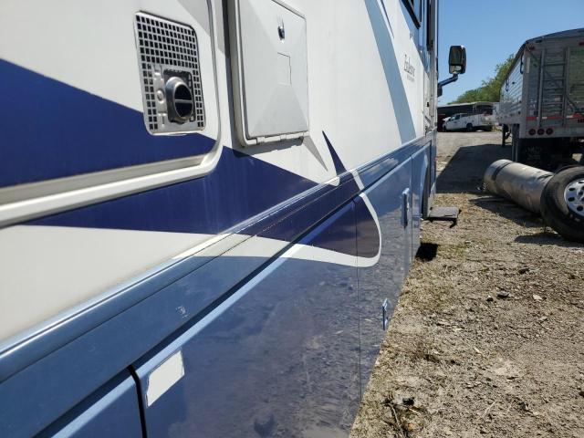 1RF22454322017025 - 2002 ROADMASTER RAIL RAISED RAI WHITE photo 5