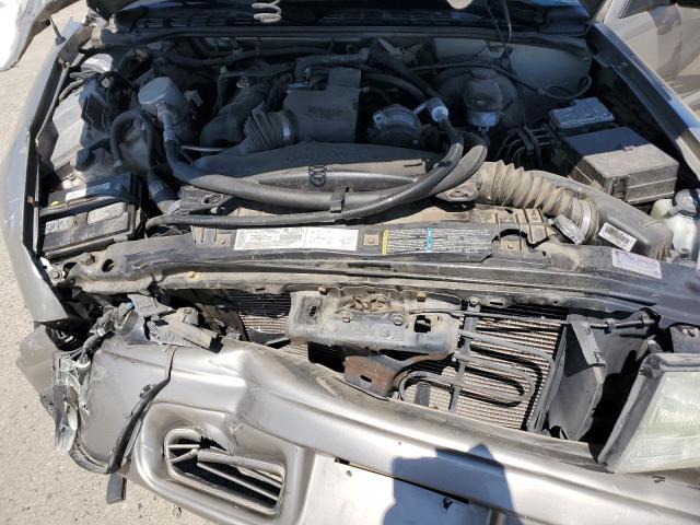 1GTCS14H438125876 - 2003 GMC SONOMA GOLD photo 11