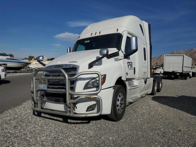 3AKJHHDR4RSVA1188 - 2024 FREIGHTLINER CASCADIA 1 WHITE photo 2