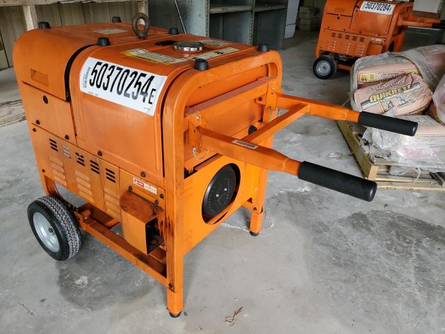 TTB01811 - 2009 GEN GENERATOR Orange Foto 3