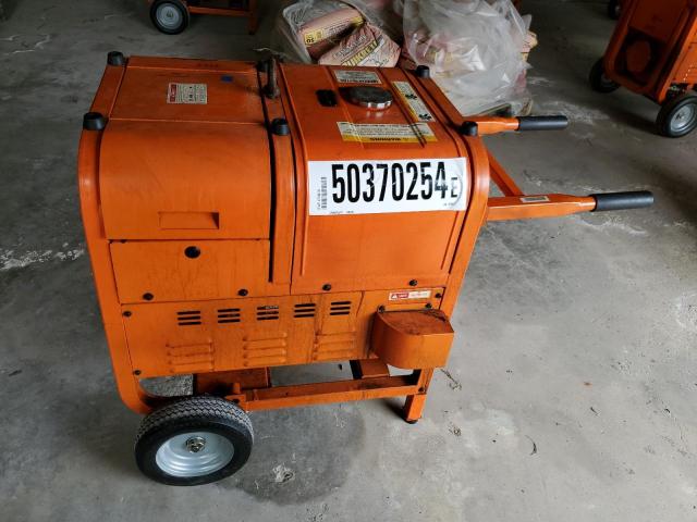 TTB01811 - 2009 GEN GENERATOR Orange Foto 9