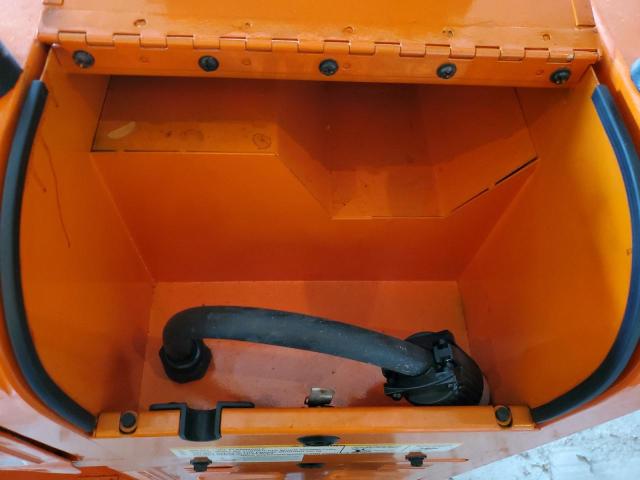 TTB01812 - 2012 GEN GENERATOR Orange Foto 5