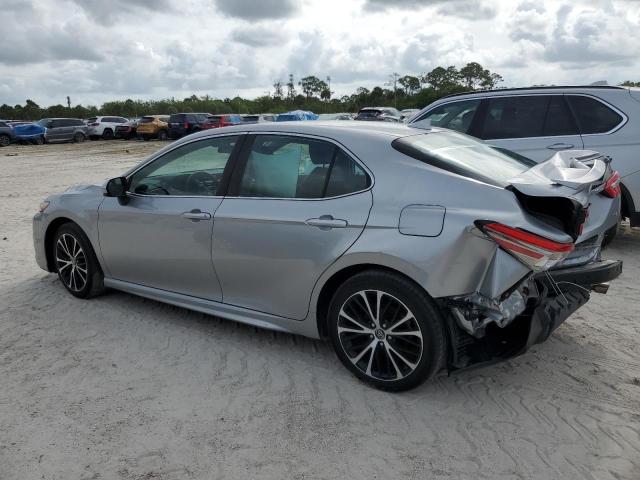4T1B11HK6KU746090 - 2019 TOYOTA CAMRY L SILVER photo 2