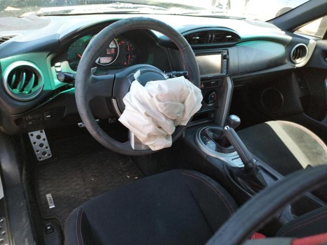 JF1ZNAA19E8705738 - 2014 TOYOTA SCION FR-S WHITE photo 8