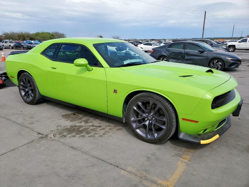 2C3CDZFJ3PH696353 - 2023 DODGE CHALLENGER R/T SCAT PACK GREEN photo 4
