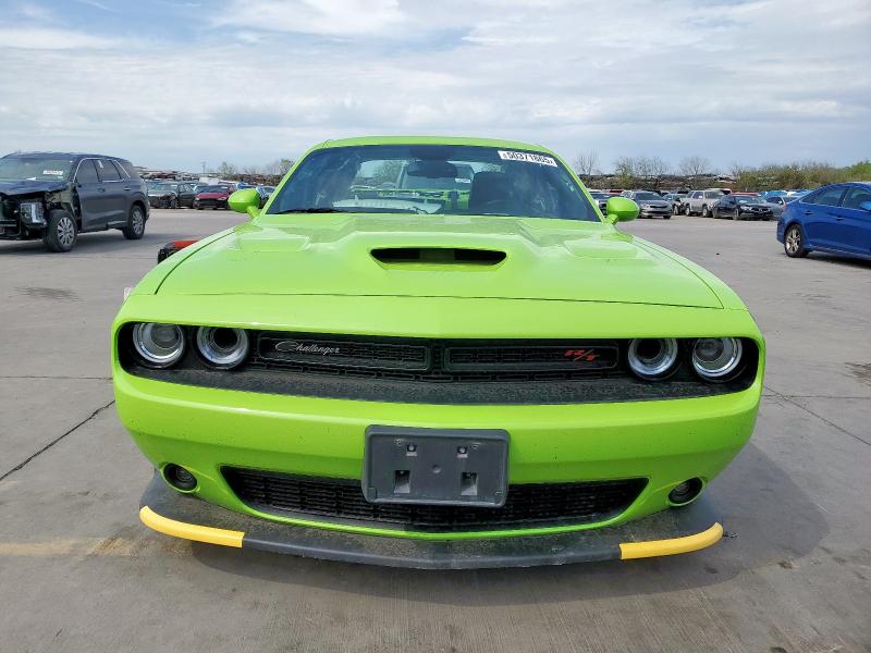 2C3CDZFJ3PH696353 - 2023 DODGE CHALLENGER R/T SCAT PACK GREEN photo 5