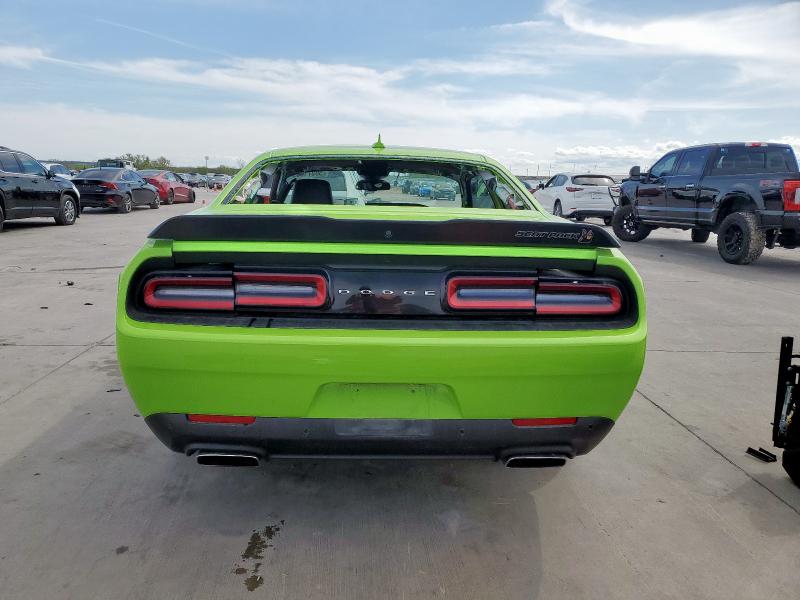 2C3CDZFJ3PH696353 - 2023 DODGE CHALLENGER R/T SCAT PACK GREEN photo 6